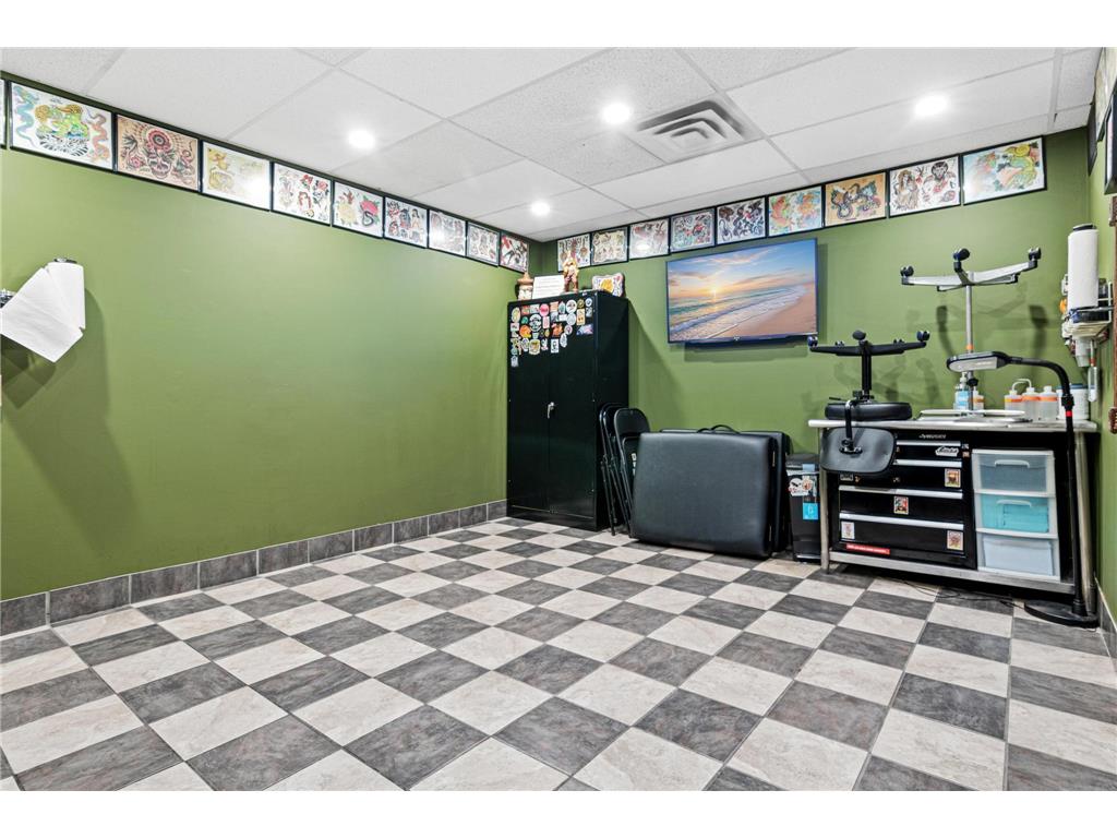 5609 Chicago Avenue S Minneapolis MN 55417 7011885 image25