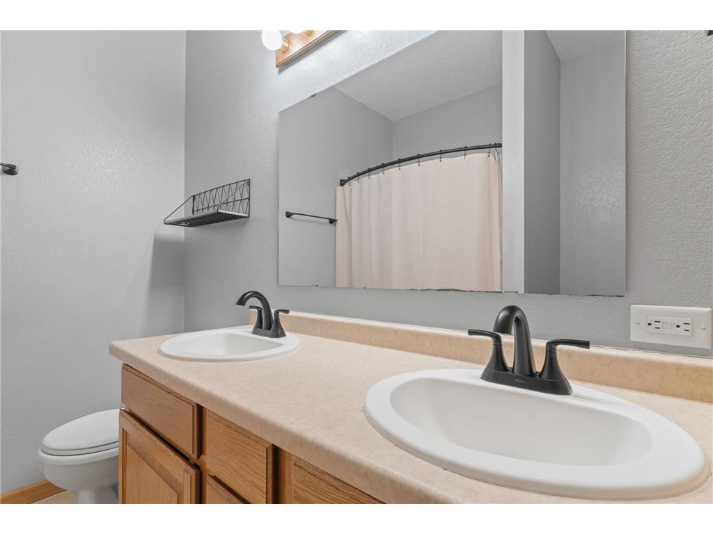 561 12th Street SW Faribault MN 55021 7063432 image15