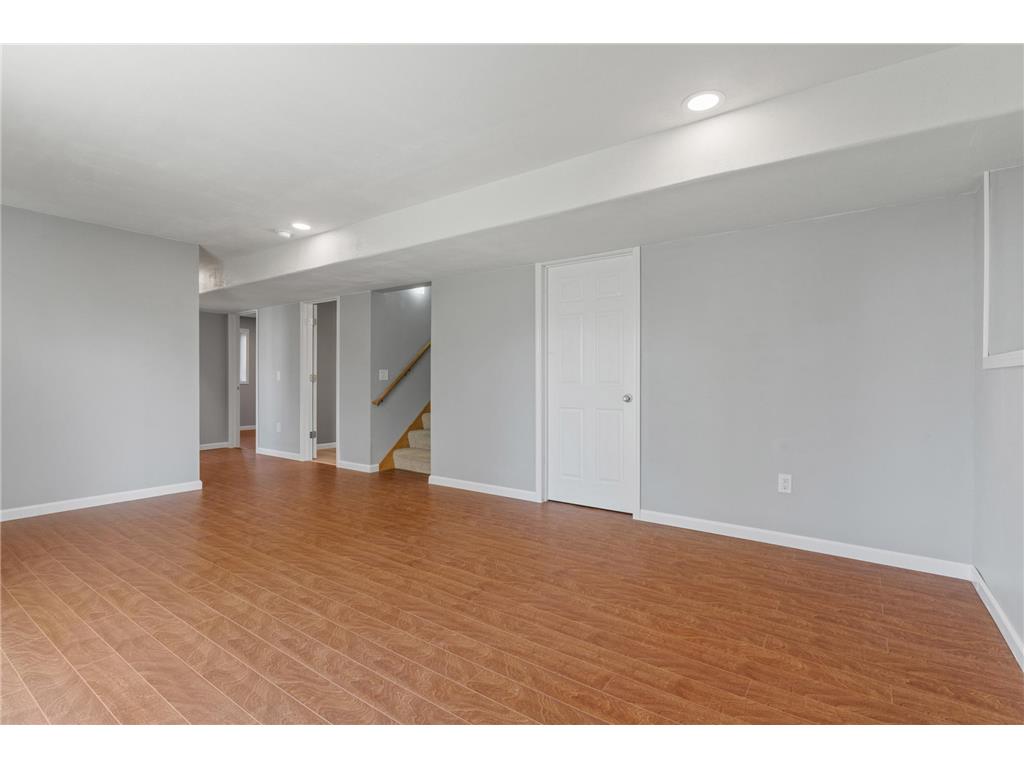 561 12th Street SW Faribault MN 55021 7063432 image17
