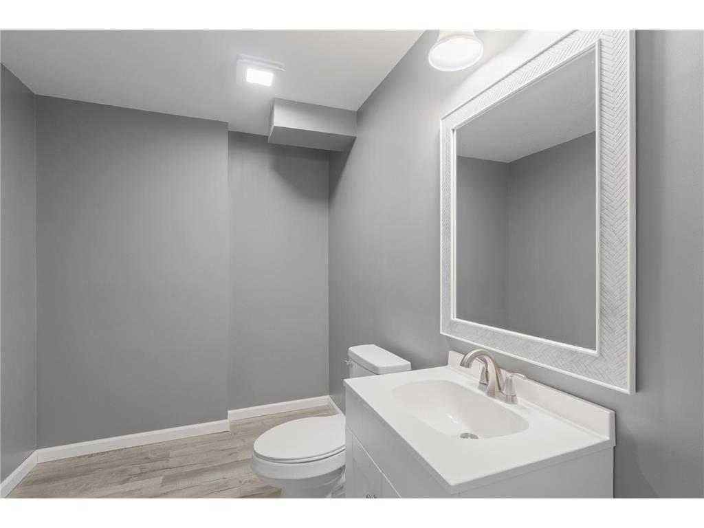 561 12th Street SW Faribault MN 55021 7063432 image20