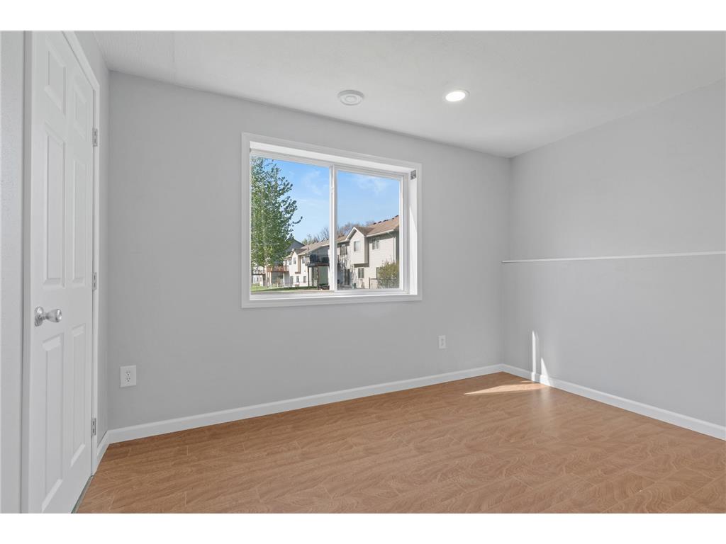 561 12th Street SW Faribault MN 55021 7063432 image24