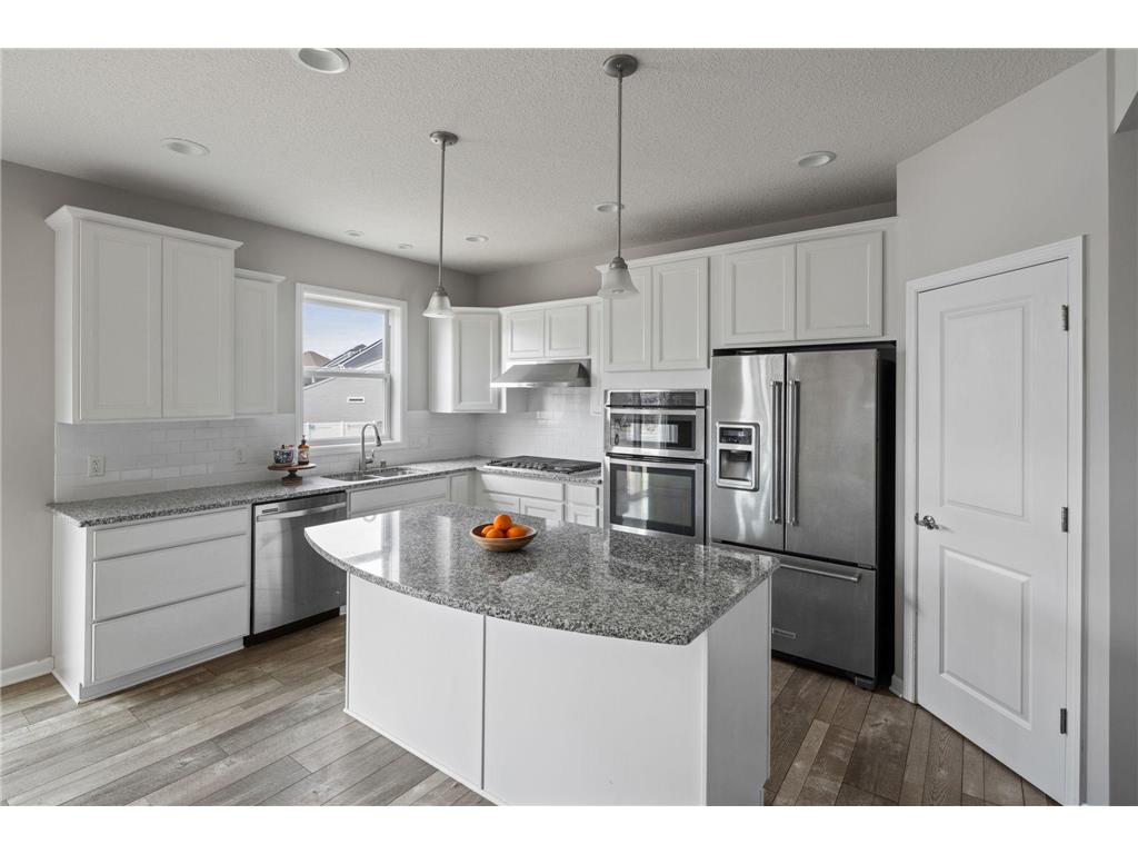 561 14th Street NW New Brighton MN 55112 - Long Lake 7082067 image10