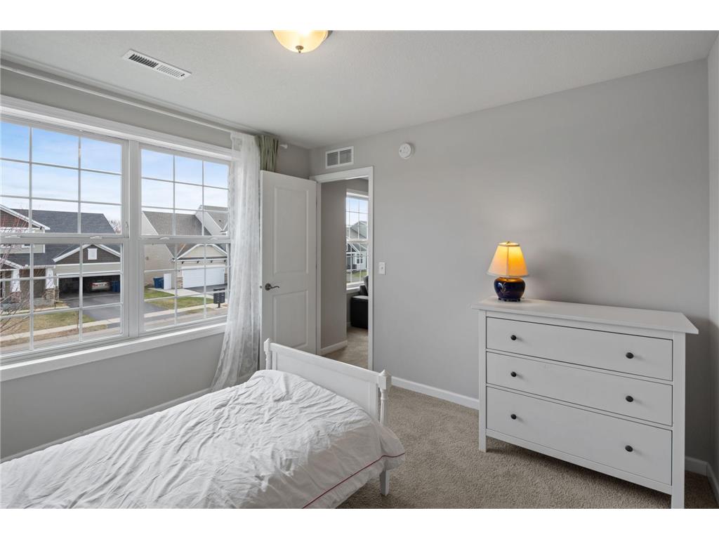561 14th Street NW New Brighton MN 55112 - Long Lake 7082067 image25