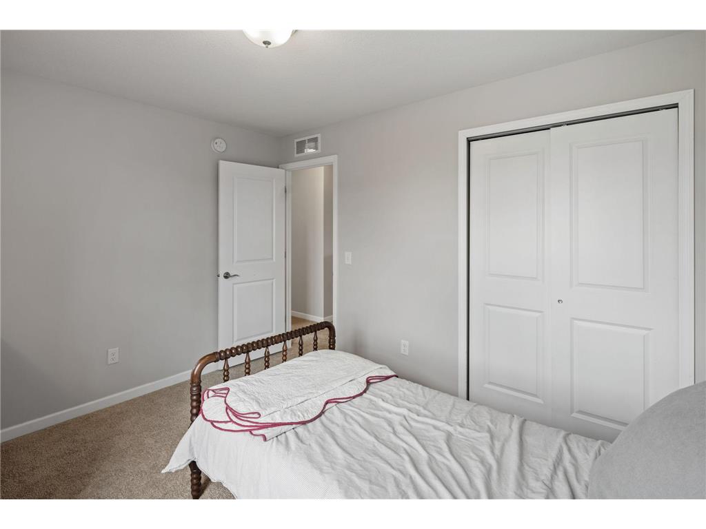 561 14th Street NW New Brighton MN 55112 - Long Lake 7082067 image32