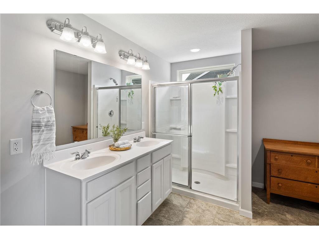 561 14th Street NW New Brighton MN 55112 - Long Lake 7082067 image36