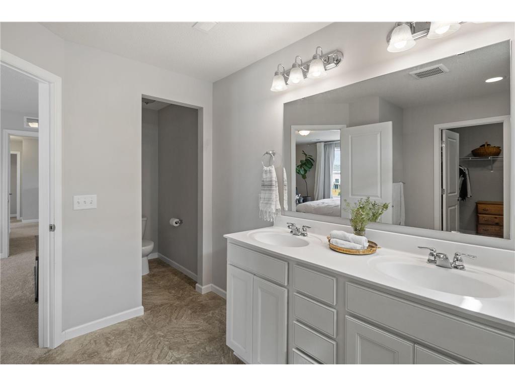 561 14th Street NW New Brighton MN 55112 - Long Lake 7082067 image39