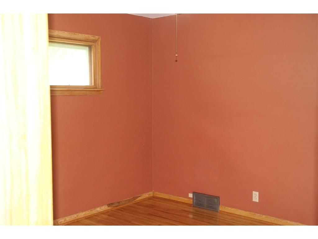 561 4th Street E Hector MN 55342 7084410 image12