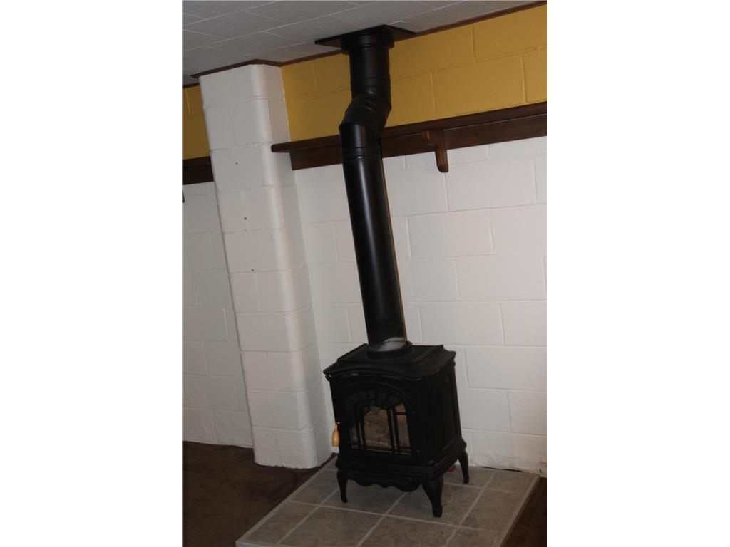 561 4th Street E Hector MN 55342 7084410 image14