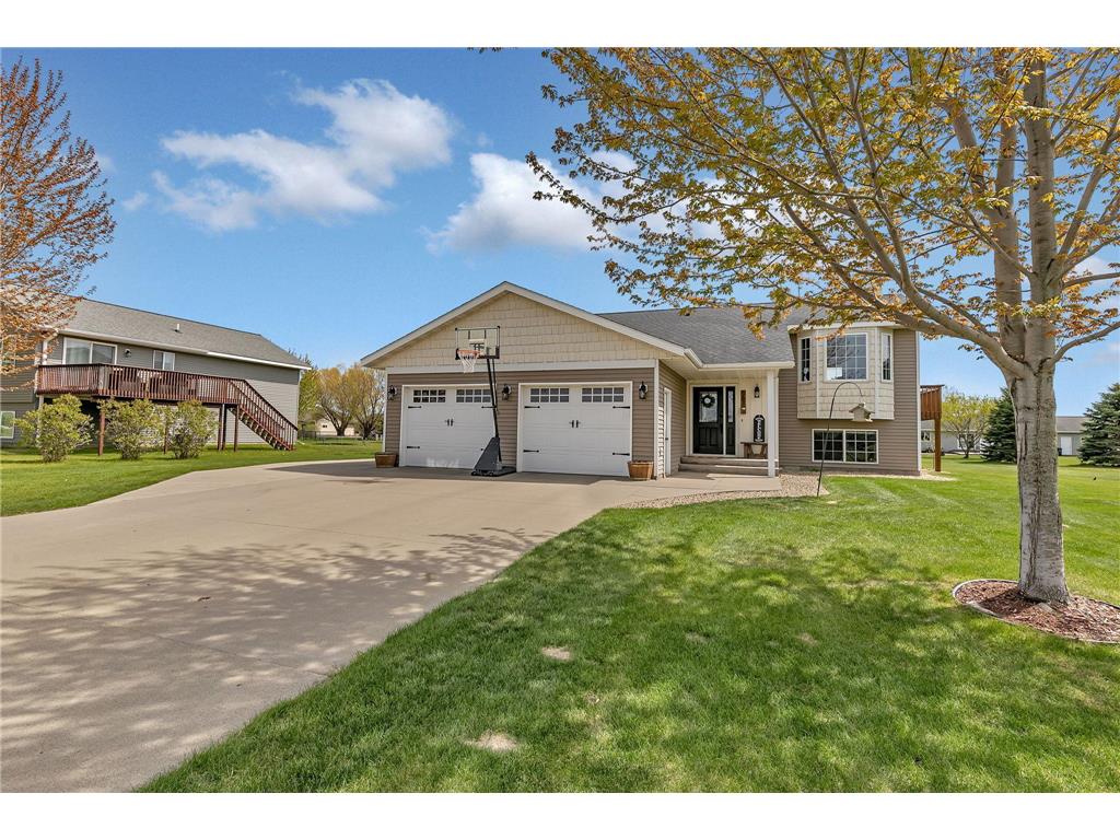 561 7th Street NW Richmond MN 56368 7069019 image2