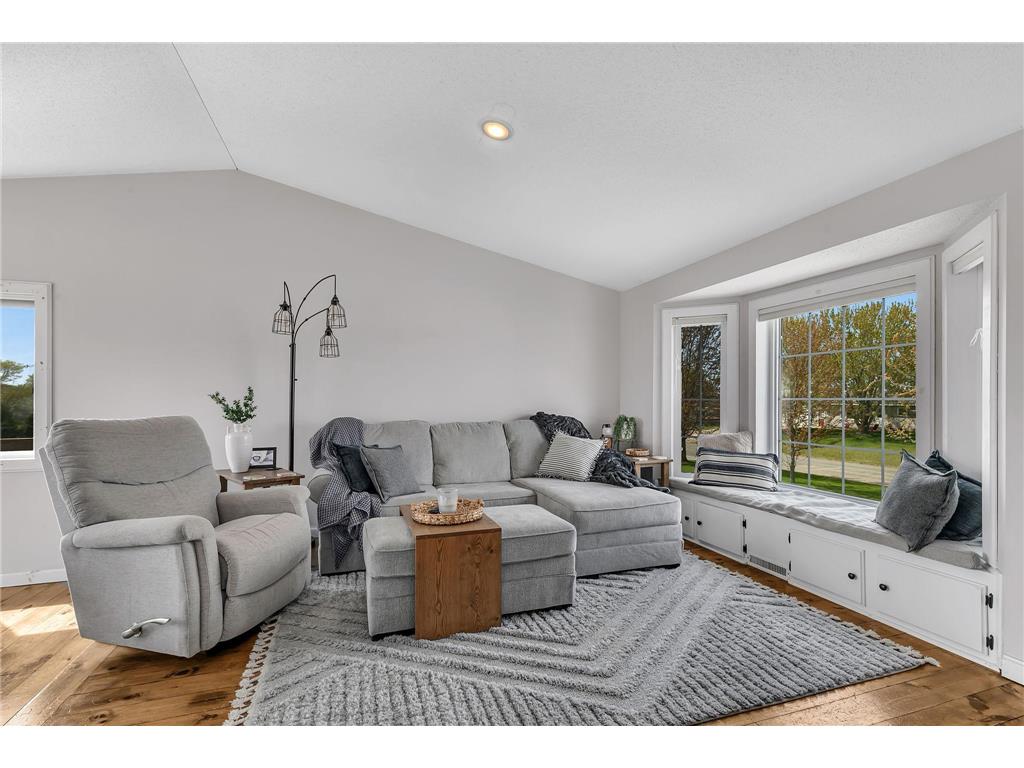 561 7th Street NW Richmond MN 56368 7069019 image9
