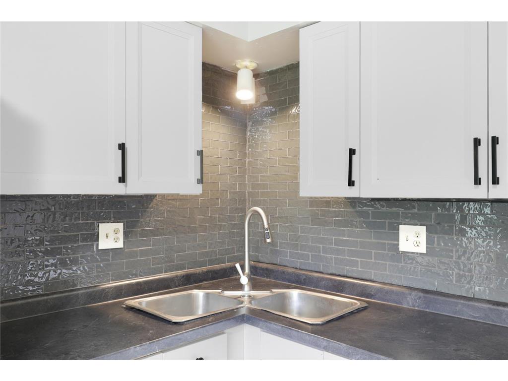 561 Bennett Drive NE Fridley MN 55432 7104342 image5