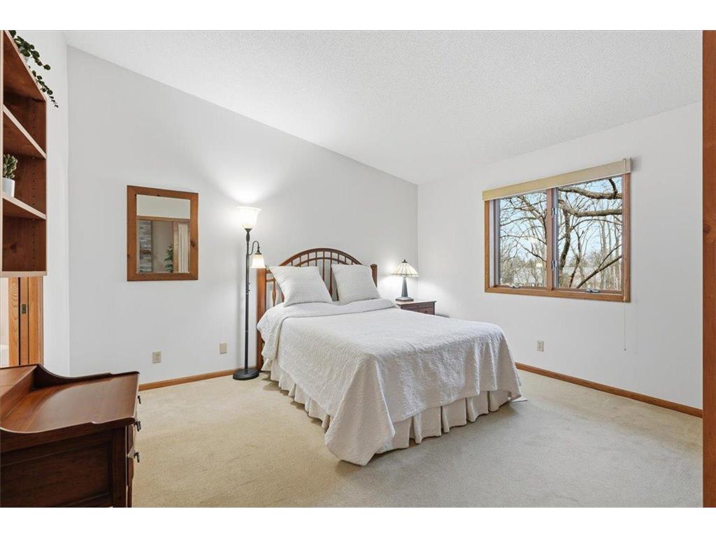 561 Deer Ridge Lane S Maplewood MN 55119 7036574 image21