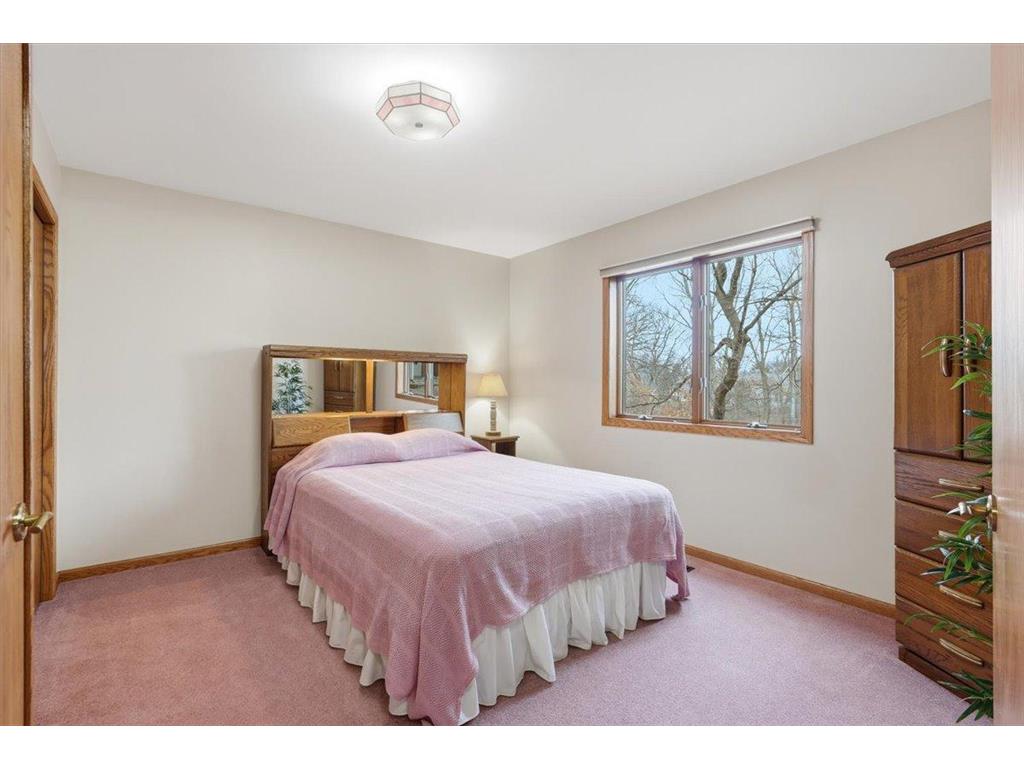 561 Deer Ridge Lane S Maplewood MN 55119 7036574 image37