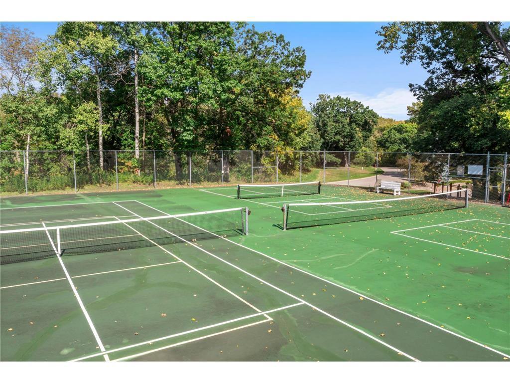 561 Deer Ridge Lane S Maplewood MN 55119 7036574 image50