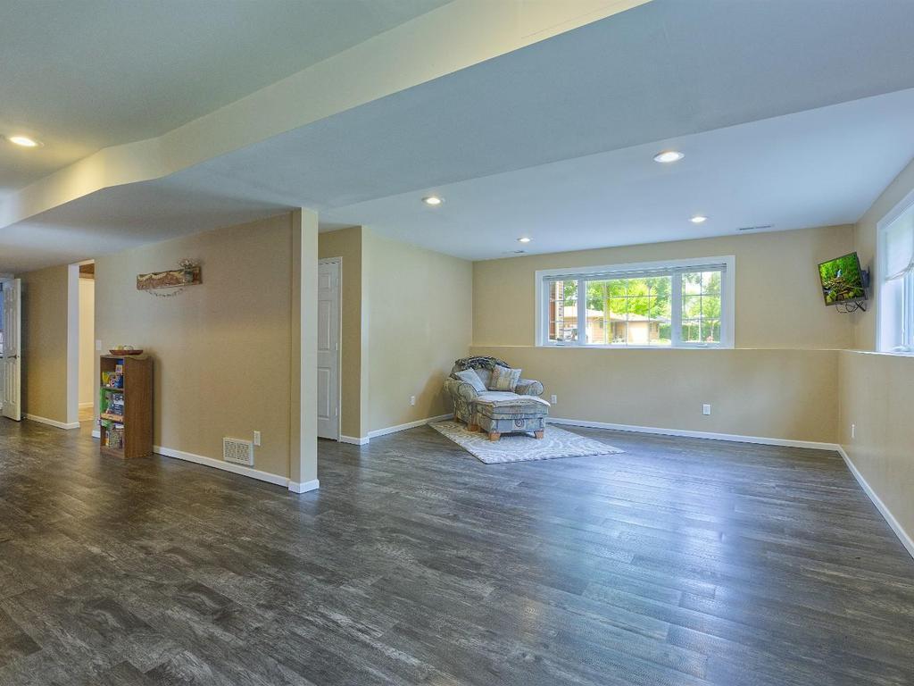 561 Kingsley Street S Winsted MN 55395 - Winsted 7091497 image23
