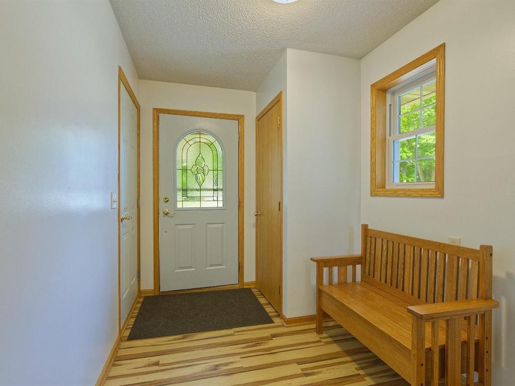 561 Kingsley Street S Winsted MN 55395 - Winsted 7091497 image4