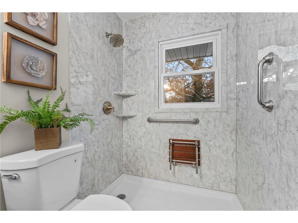 5610 Spencer Brook Drive NW Cambridge MN 55008 6814927 image37