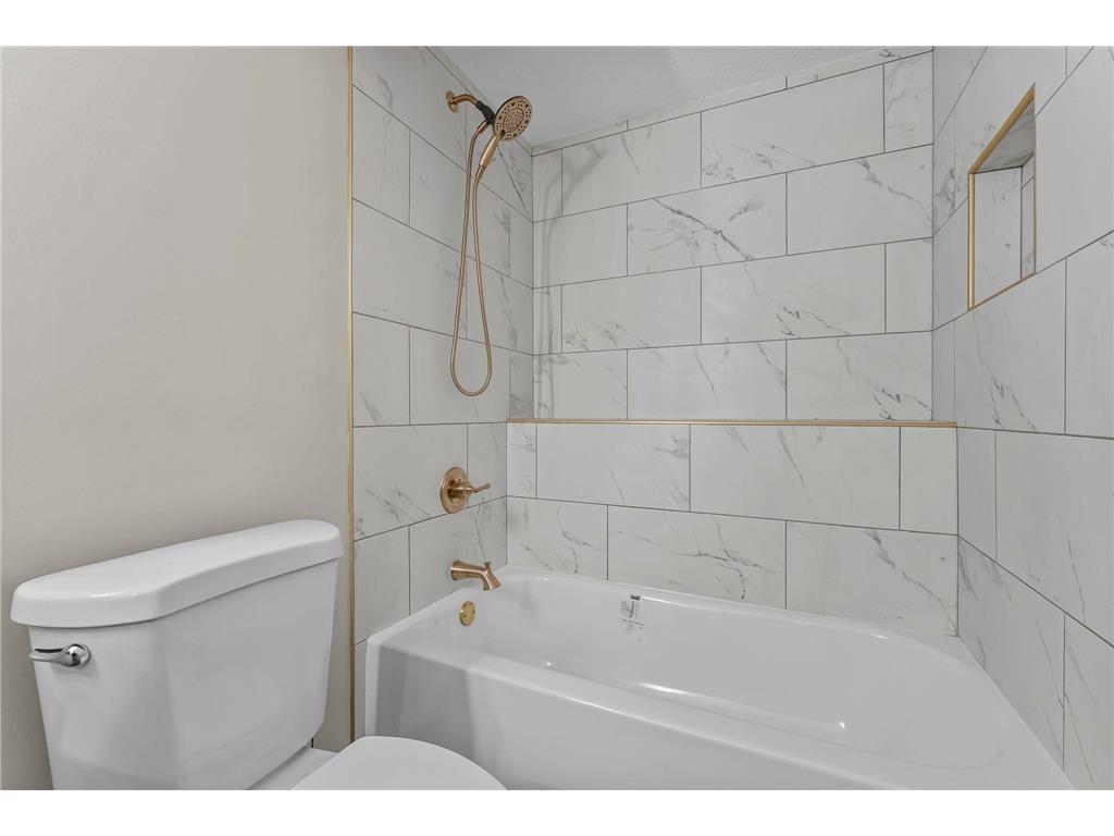 5610 Spencer Brook Drive NW Cambridge MN 55008 6814927 image47