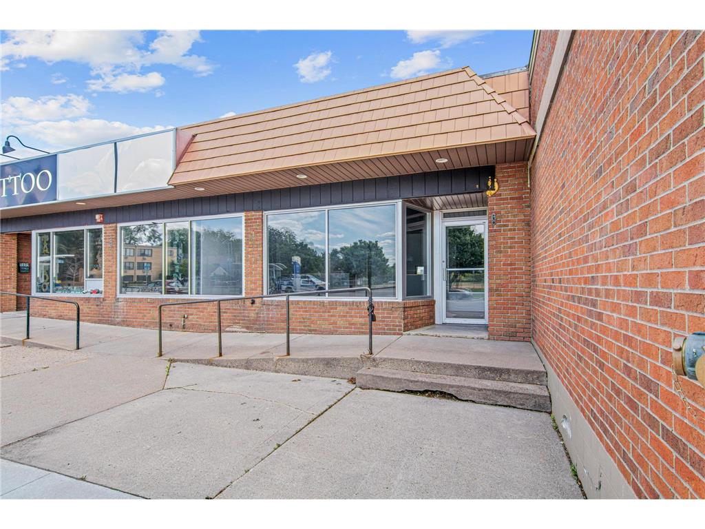 5611 Chicago Avenue S Minneapolis MN 55417 6725943 image1