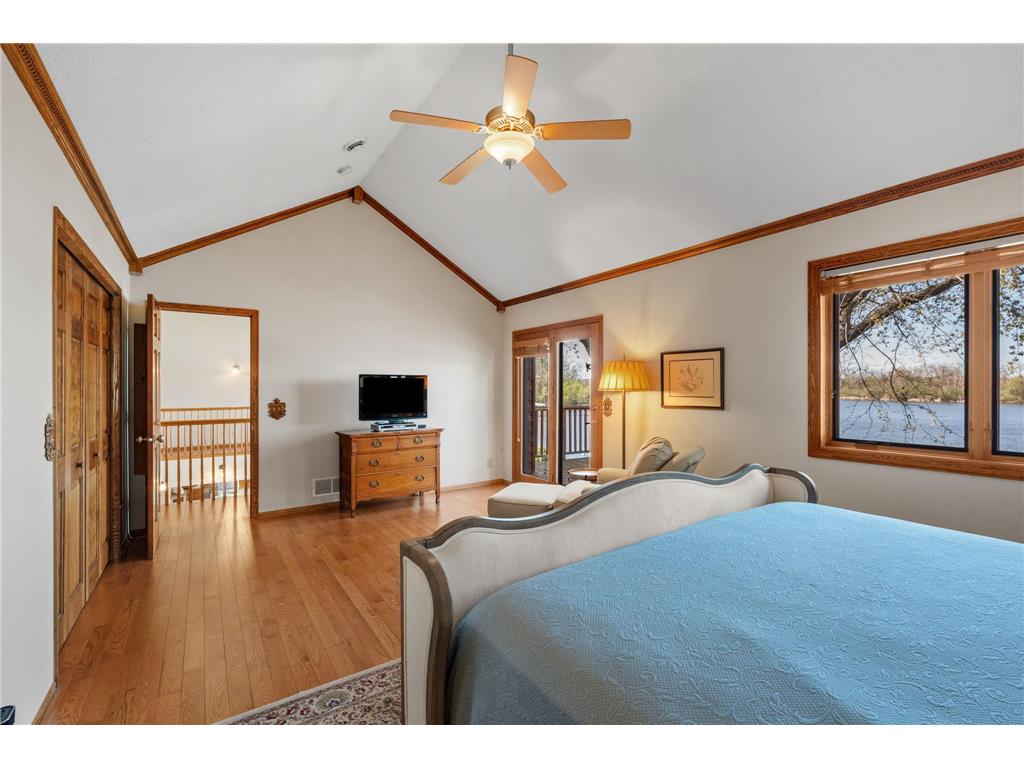 5611 Indiana Avenue N Brooklyn Center MN 55429 - Upper Twin Lake 7055391 image29