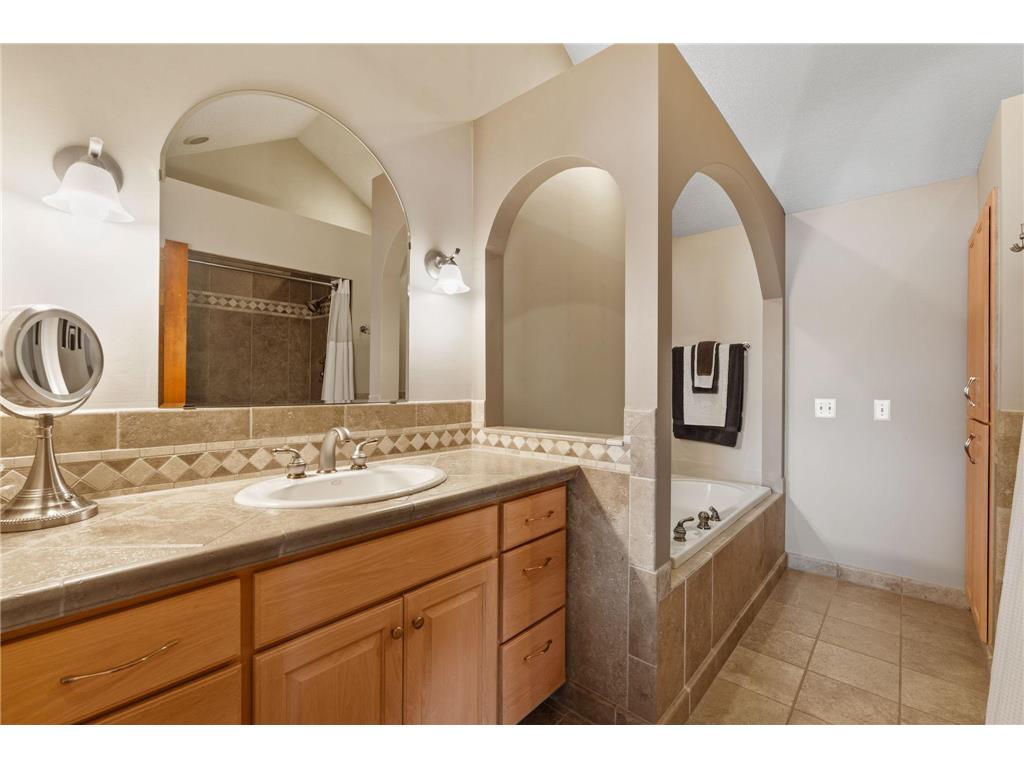 5611 Indiana Avenue N Brooklyn Center MN 55429 - Upper Twin Lake 7055391 image30