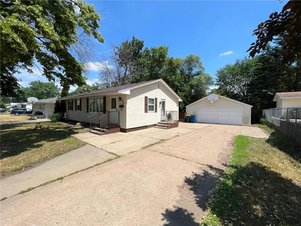 5612 Regent Avenue N Crystal MN 55429 6393551 image1