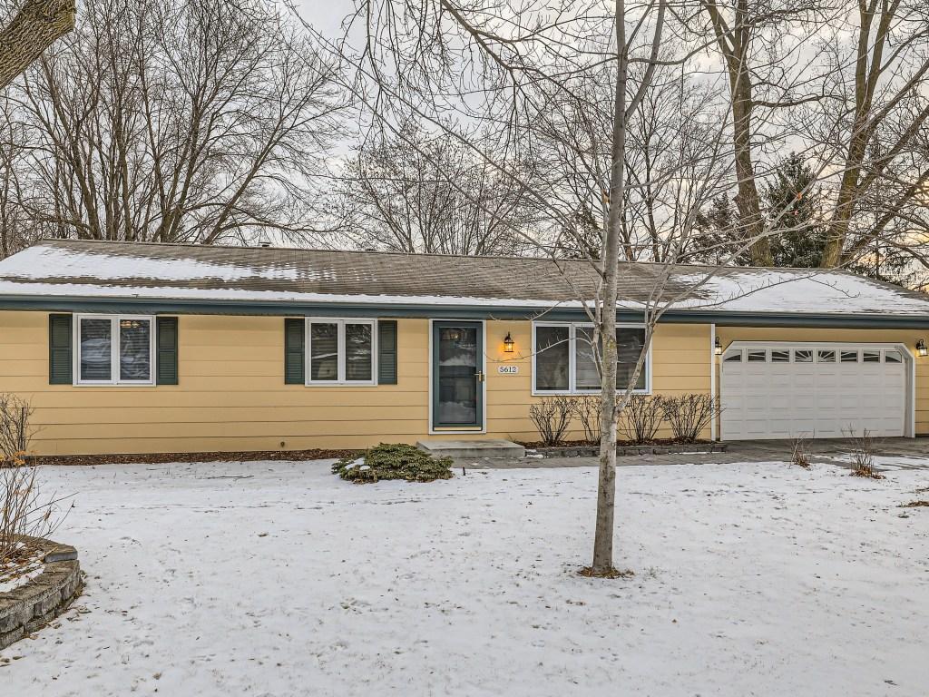 5612 Saint Stephens Street Mounds View MN 55112 6474378 image1