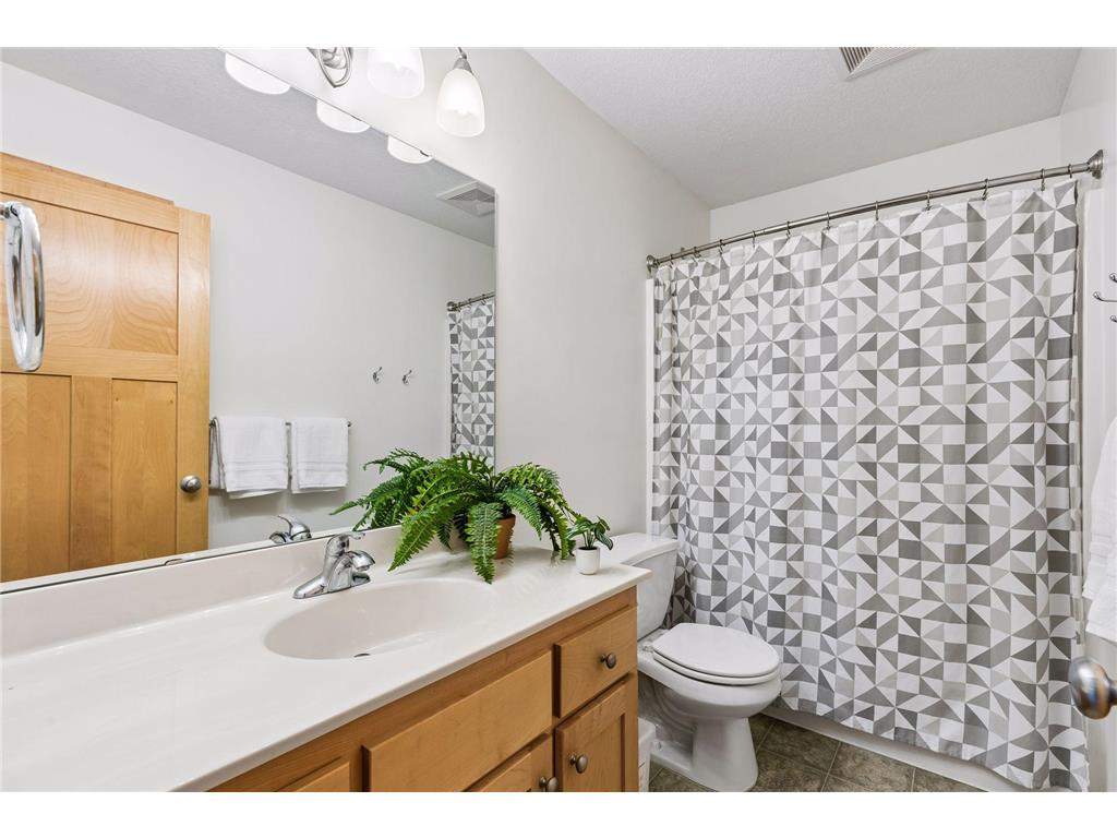 5614 105th Avenue N Brooklyn Park MN 55443 7069703 image29