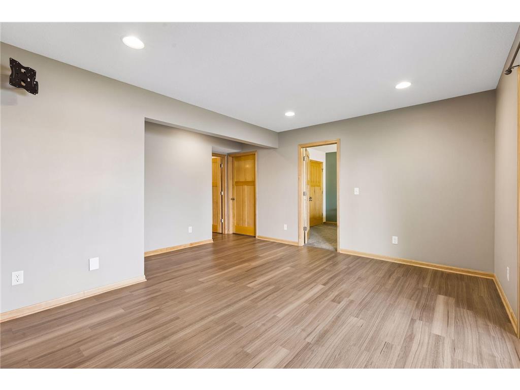 5614 105th Avenue N Brooklyn Park MN 55443 7069703 image32