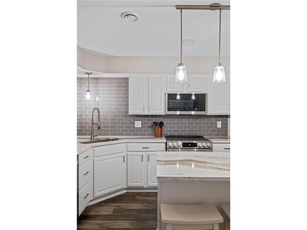 5614 138th Street N Hugo MN 55038 6462203 image1