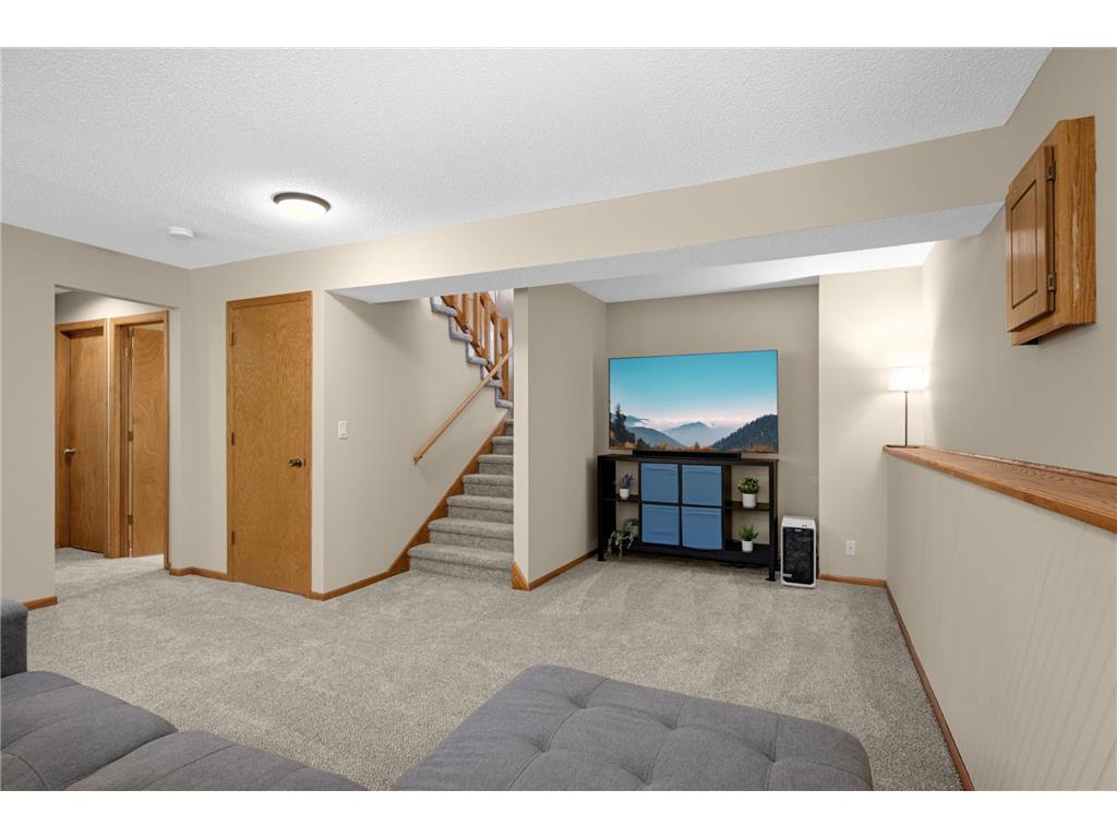 5615 Albert Street Shoreview MN 55126 7090267 image19