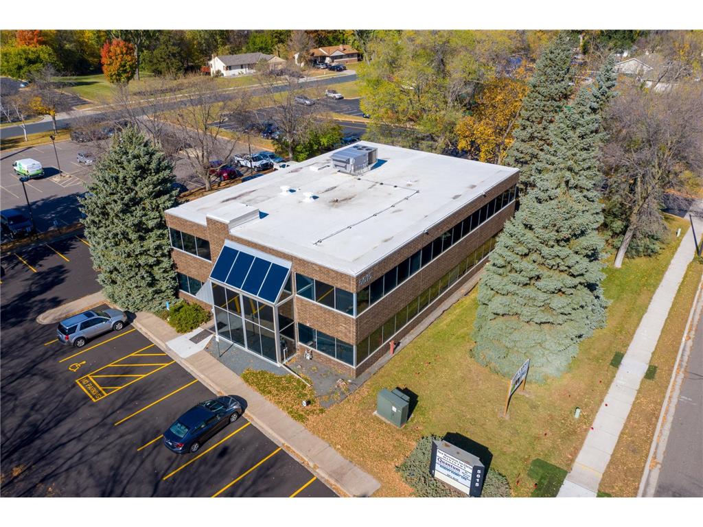 5615 Brooklyn Boulevard Brooklyn Center MN 55429 7032650 image1