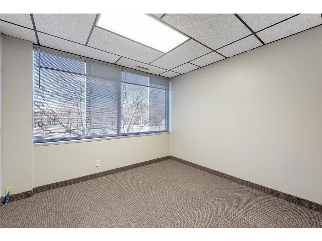 5615 Brooklyn Boulevard Brooklyn Center MN 55429 7032650 image17