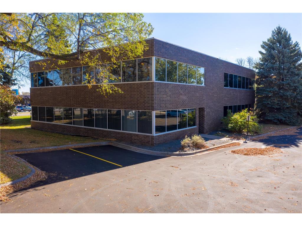 5615 Brooklyn Boulevard Brooklyn Center MN 55429 7032650 image3