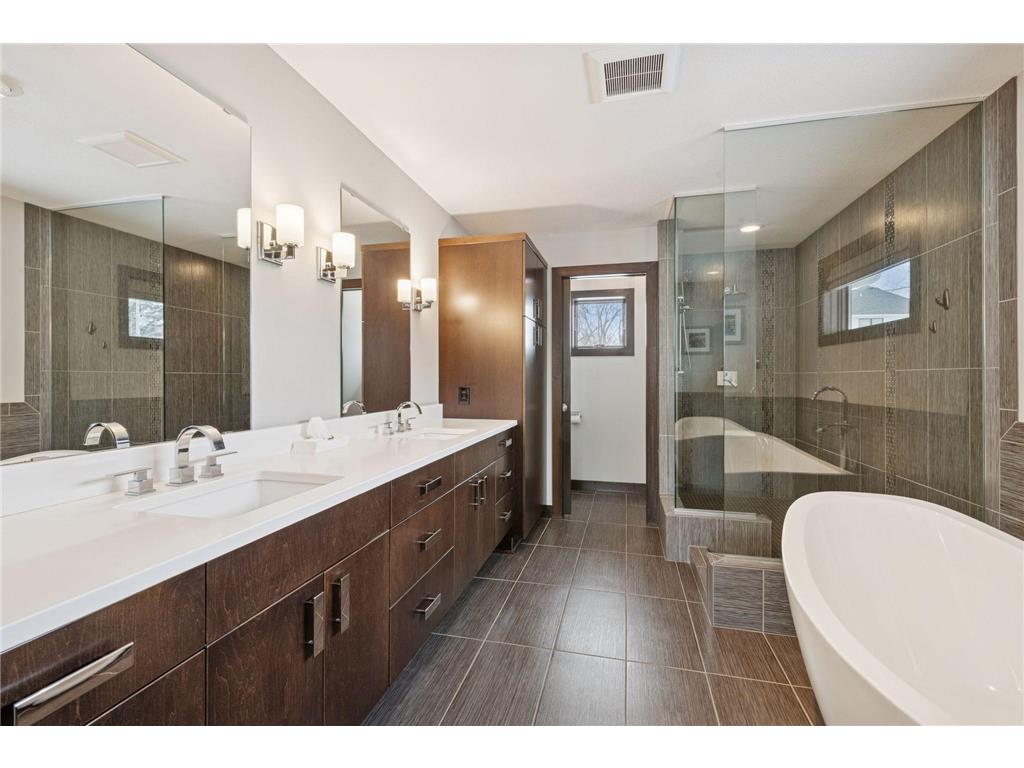 5615 Saint Andrews Avenue Edina MN 55424 7015790 image24