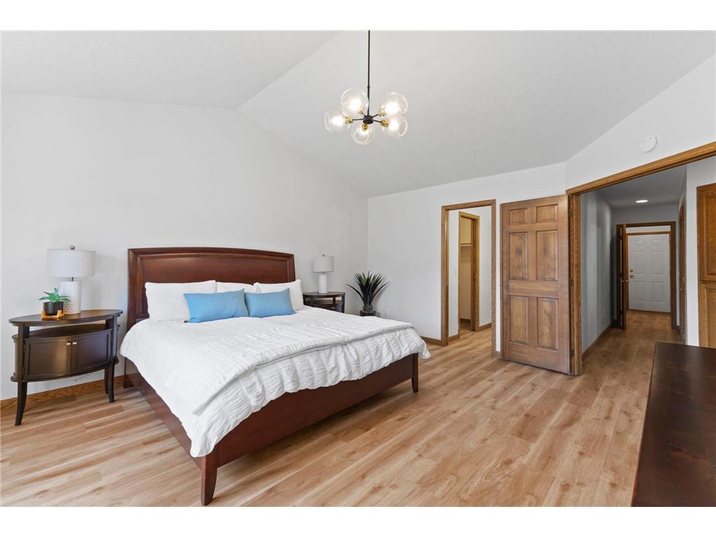 5619 Dunlap Avenue N Shoreview MN 55126 7058123 image16