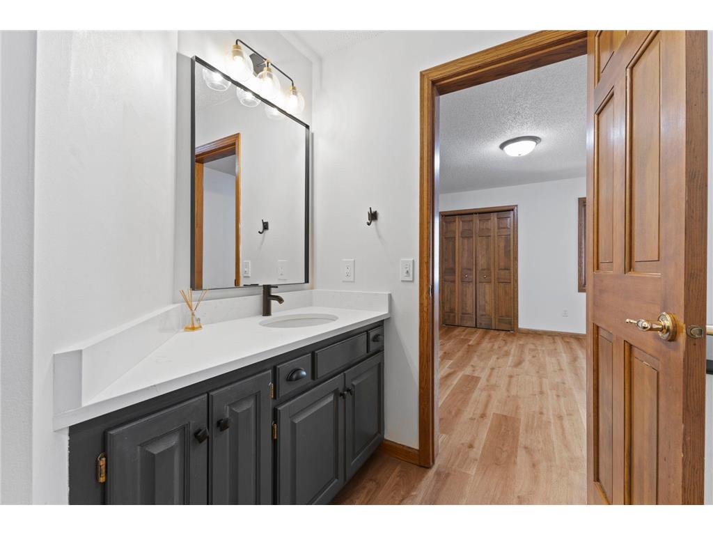 5619 Dunlap Avenue N Shoreview MN 55126 7058123 image24