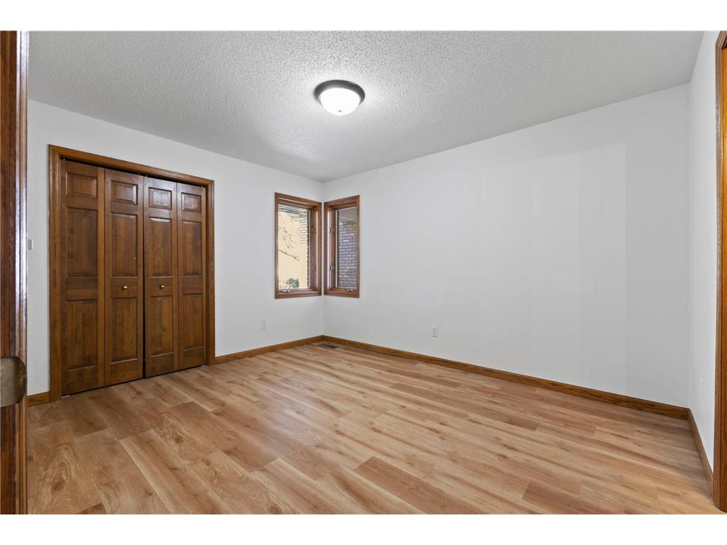 5619 Dunlap Avenue N Shoreview MN 55126 7058123 image27