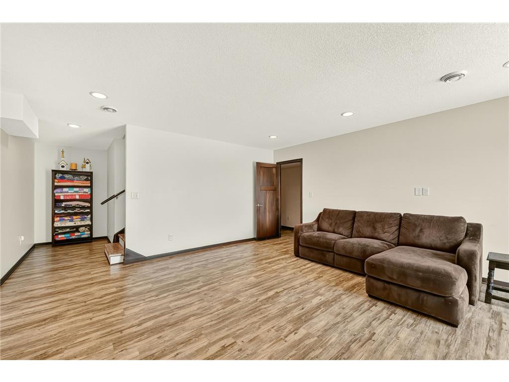 562 15th Avenue NE Byron MN 55920 7111338 image20