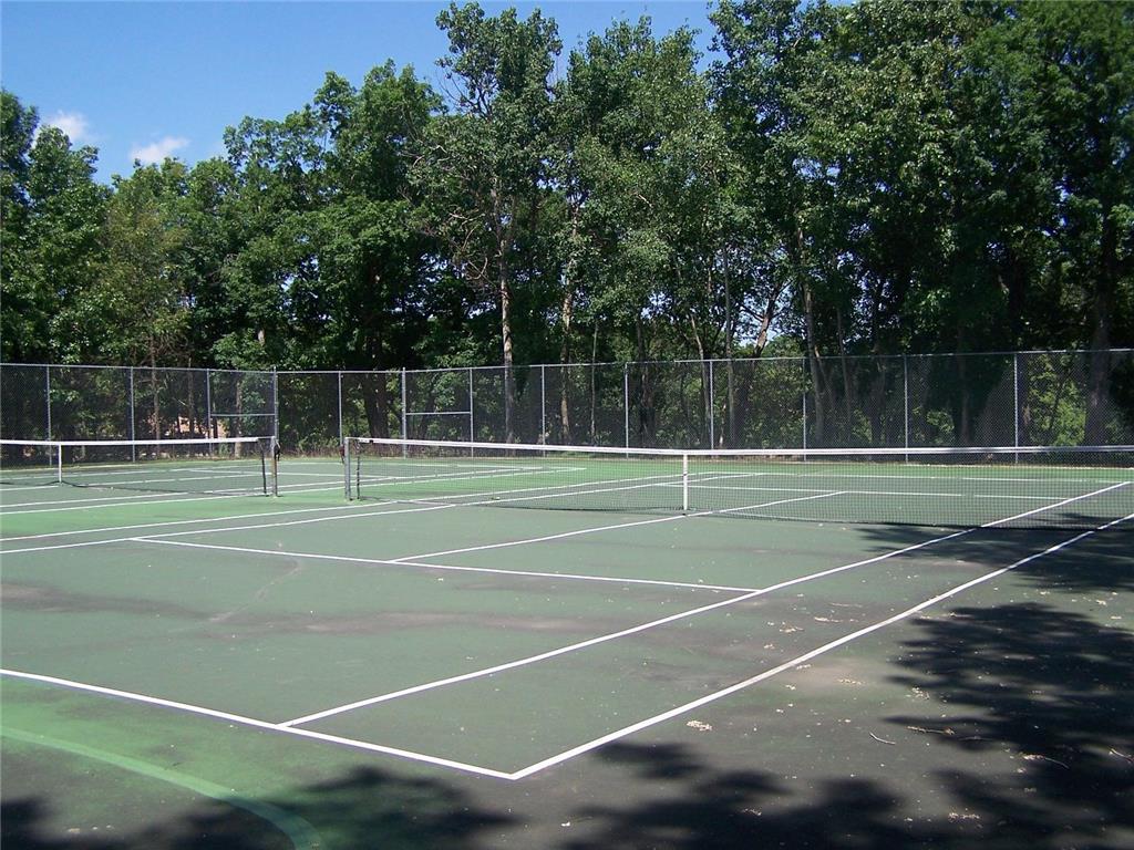 562 Deer Ridge Lane S Maplewood MN 55119 7093831 image40