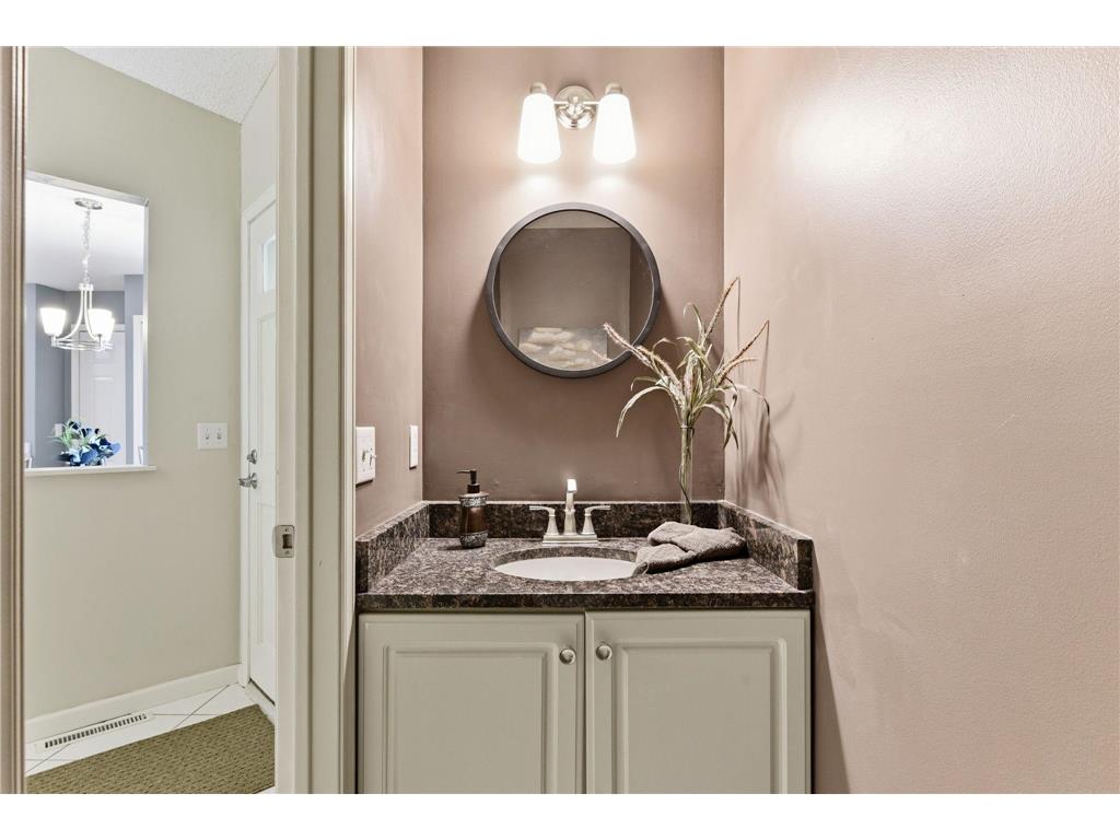 562 Deer Ridge Lane S Maplewood MN 55119 7093831 image7