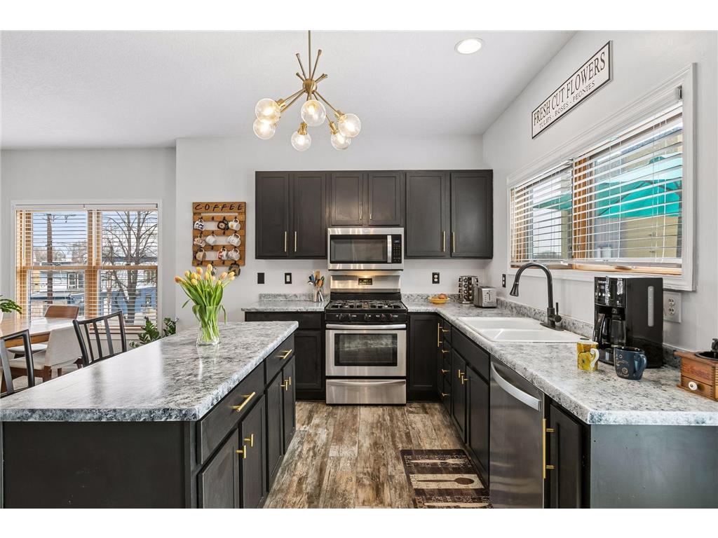 562 State Street #A Saint Paul MN 55107 7058202 image8