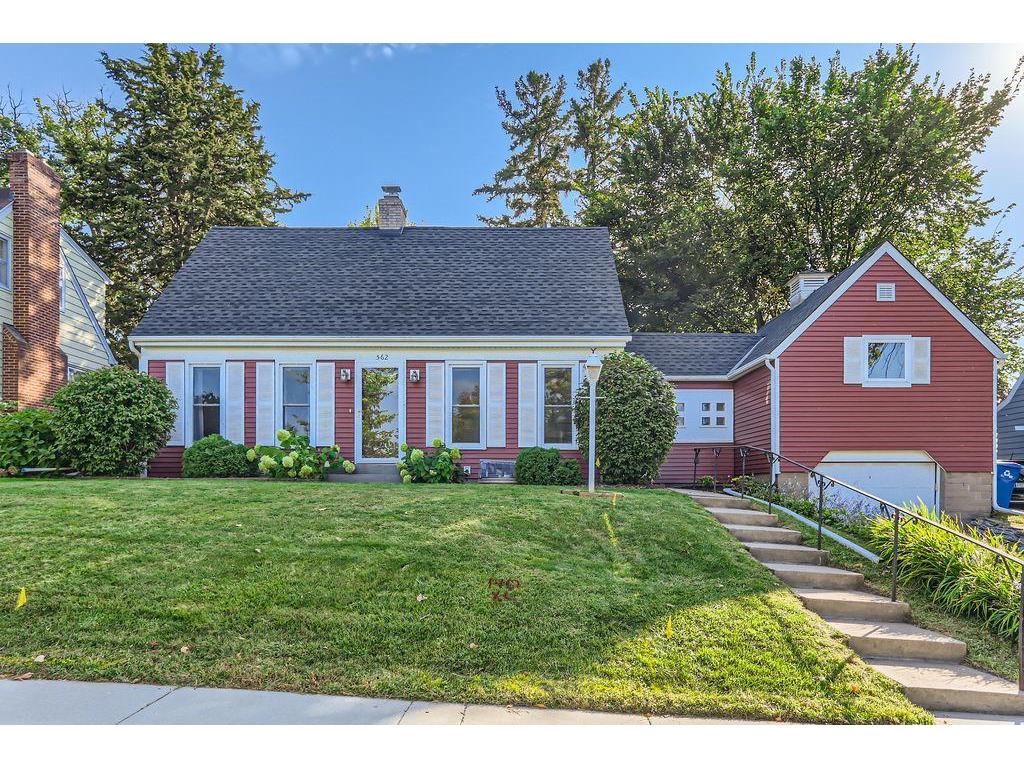 562 Wheelock Parkway E Saint Paul MN 55130 6597790 image1