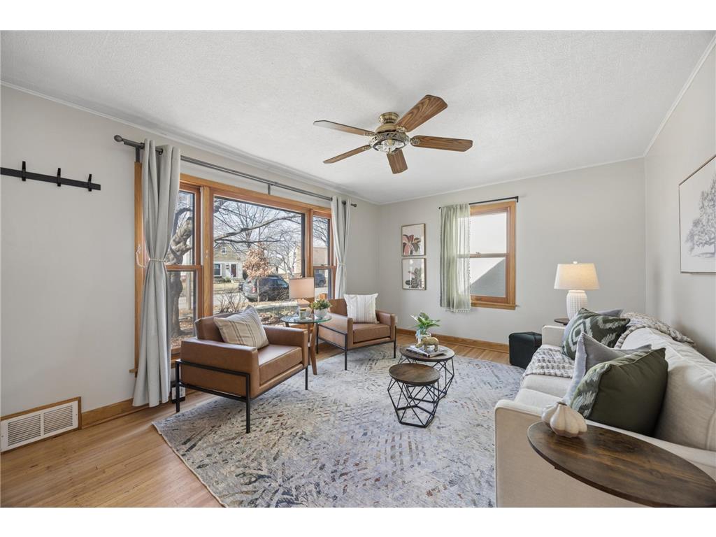 5621 22nd Avenue S Minneapolis MN 55417 7041870 image1