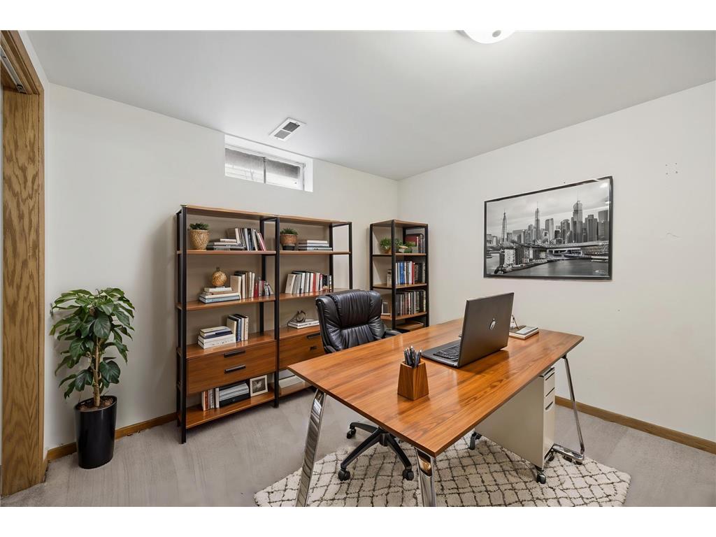 5621 22nd Avenue S Minneapolis MN 55417 7041870 image24