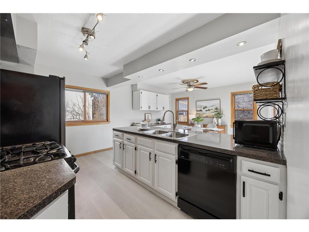 5621 22nd Avenue S Minneapolis MN 55417 7041870 image7
