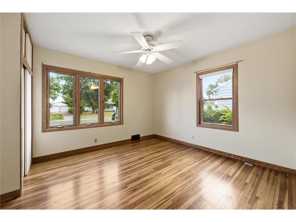 5625 Hillsview Road Brooklyn Center MN 55430 7100646 image12