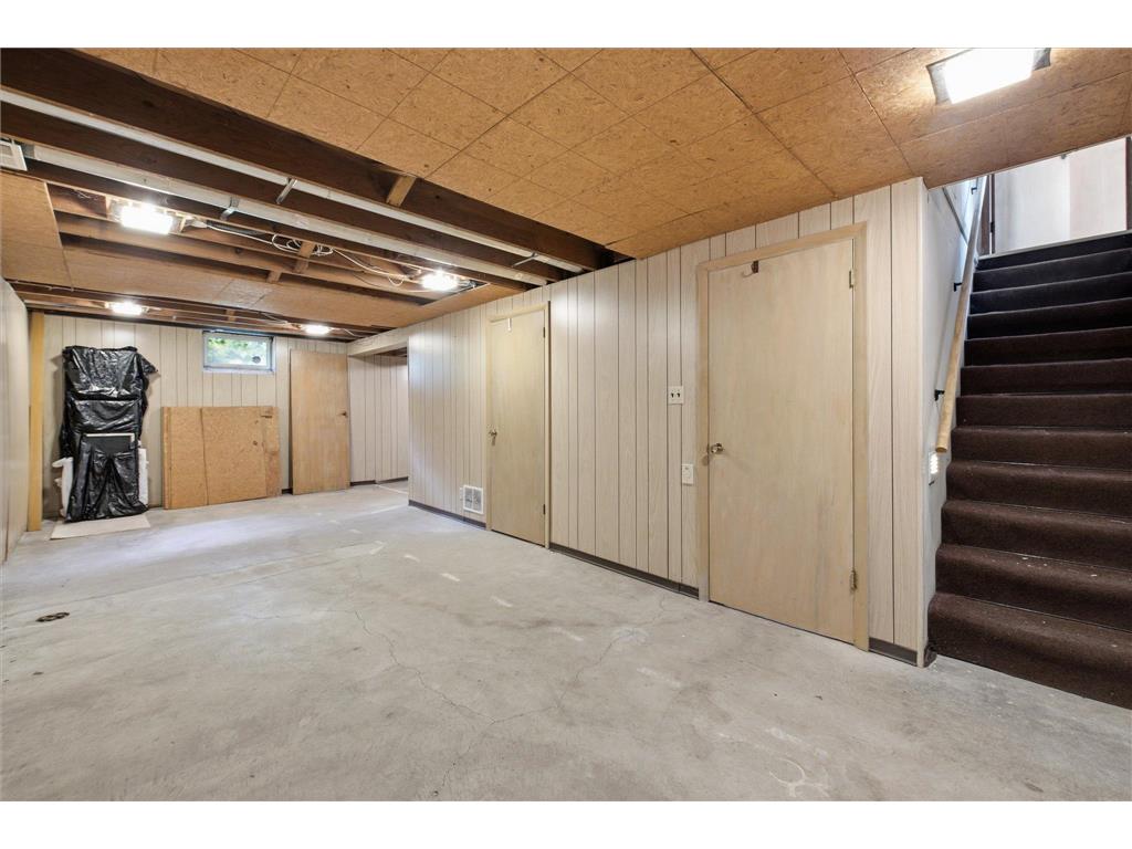 5625 Hillsview Road Brooklyn Center MN 55430 7100646 image20