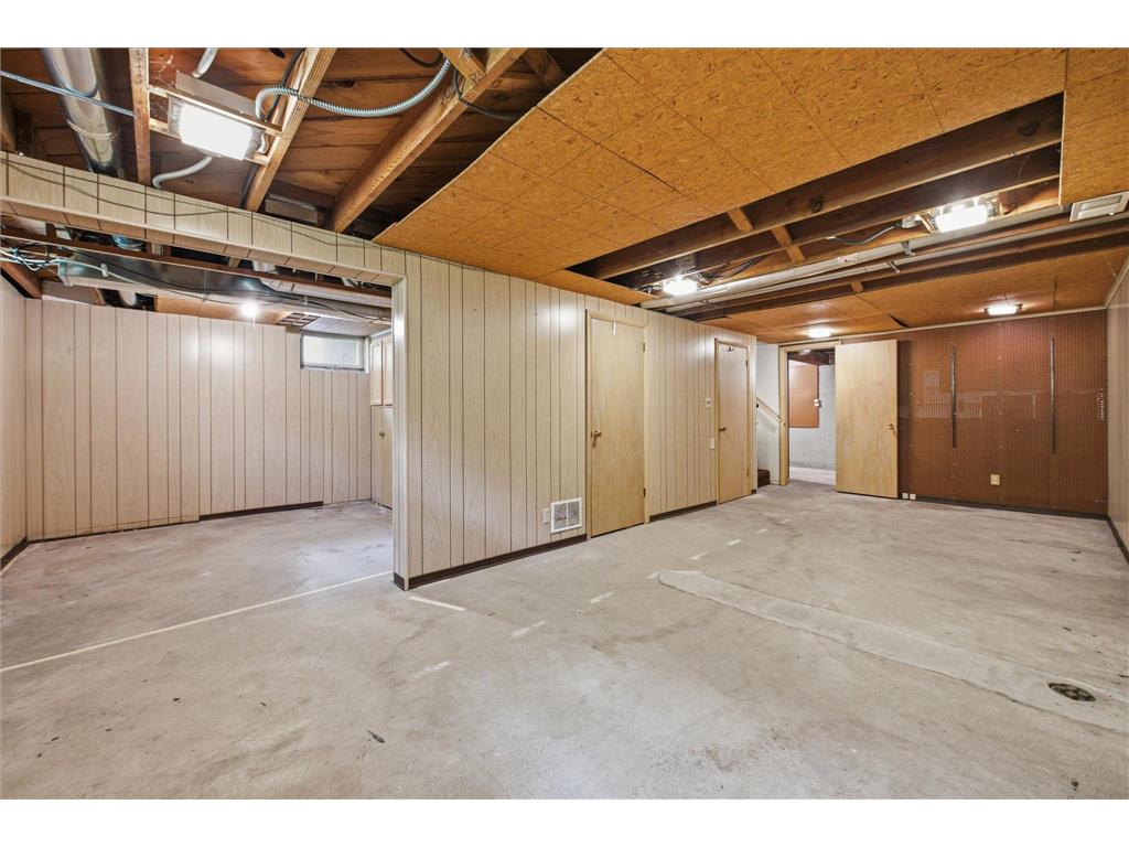 5625 Hillsview Road Brooklyn Center MN 55430 7100646 image21