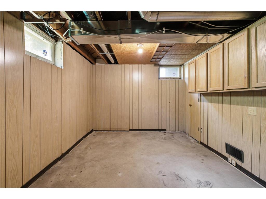 5625 Hillsview Road Brooklyn Center MN 55430 7100646 image22